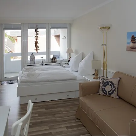 Top Gelegene Ferienwohnung Mit Balkon Direkt Im Zentrum Von Spo Sankt Peter-Ording